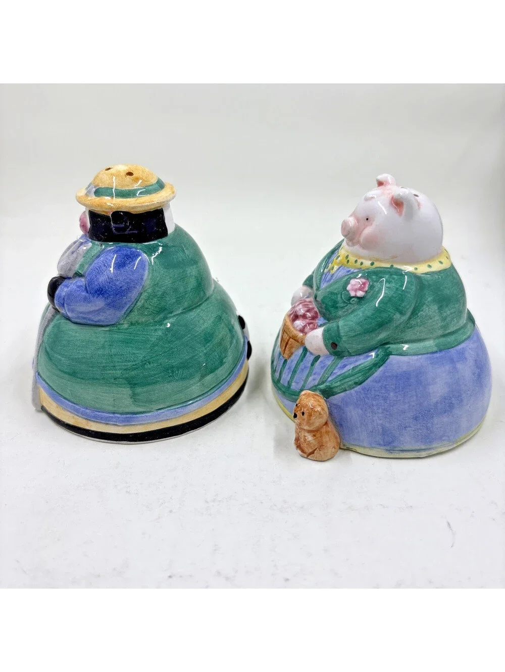 Down Home Collection Man Cow & Lady Pig  w/dog 1995 Salt and Pepper Shakers